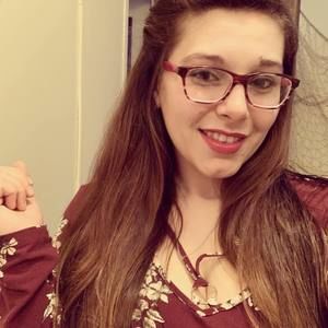 Meet your Posher, Desiree